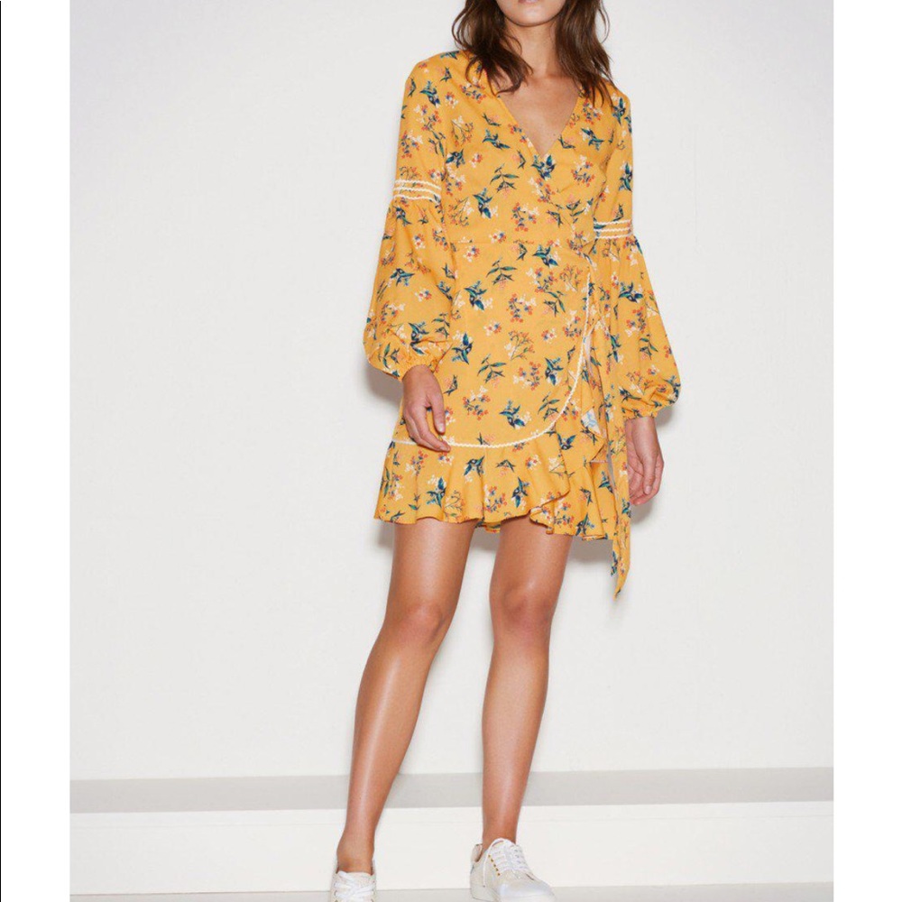NWT THE FIFTH LABEL Skyward Wrap Dress